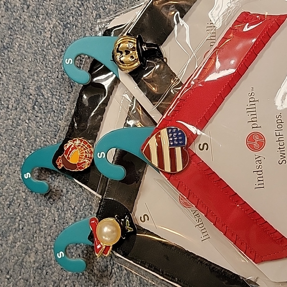 Lindsay Phillips Holiday Straps